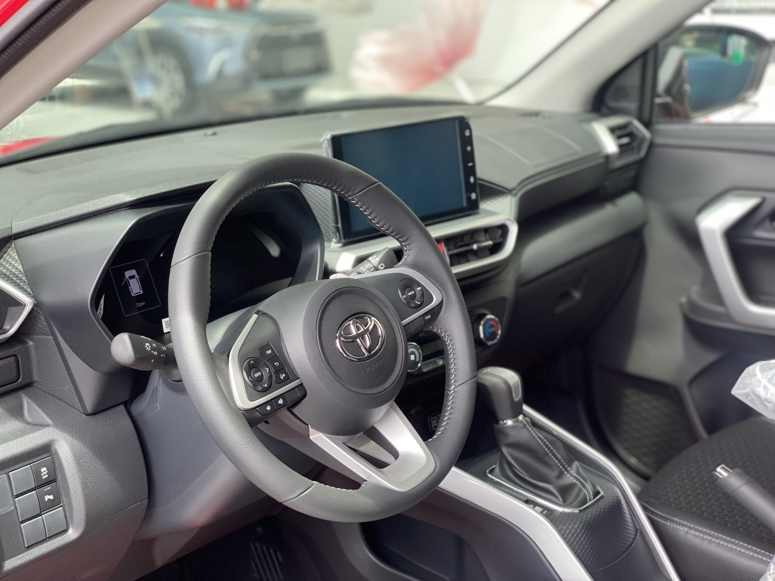 toyota raize (4)